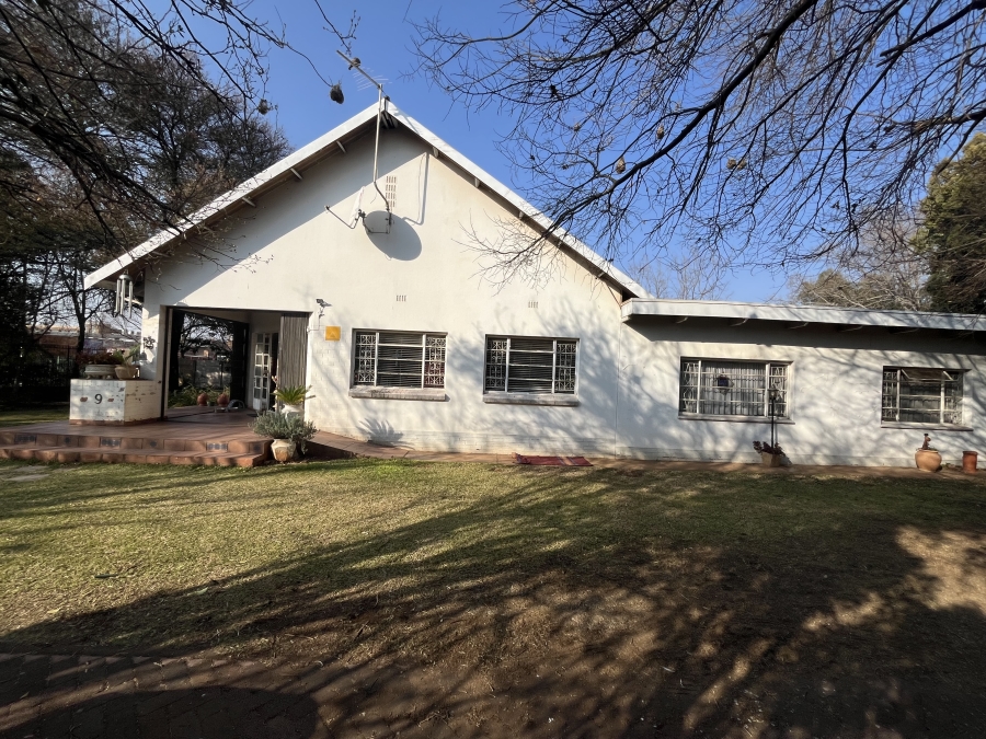 4 Bedroom Property for Sale in Potchefstroom North West